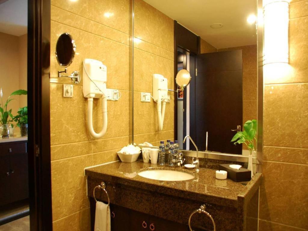 Yitel Hotel Шанхай Стая снимка